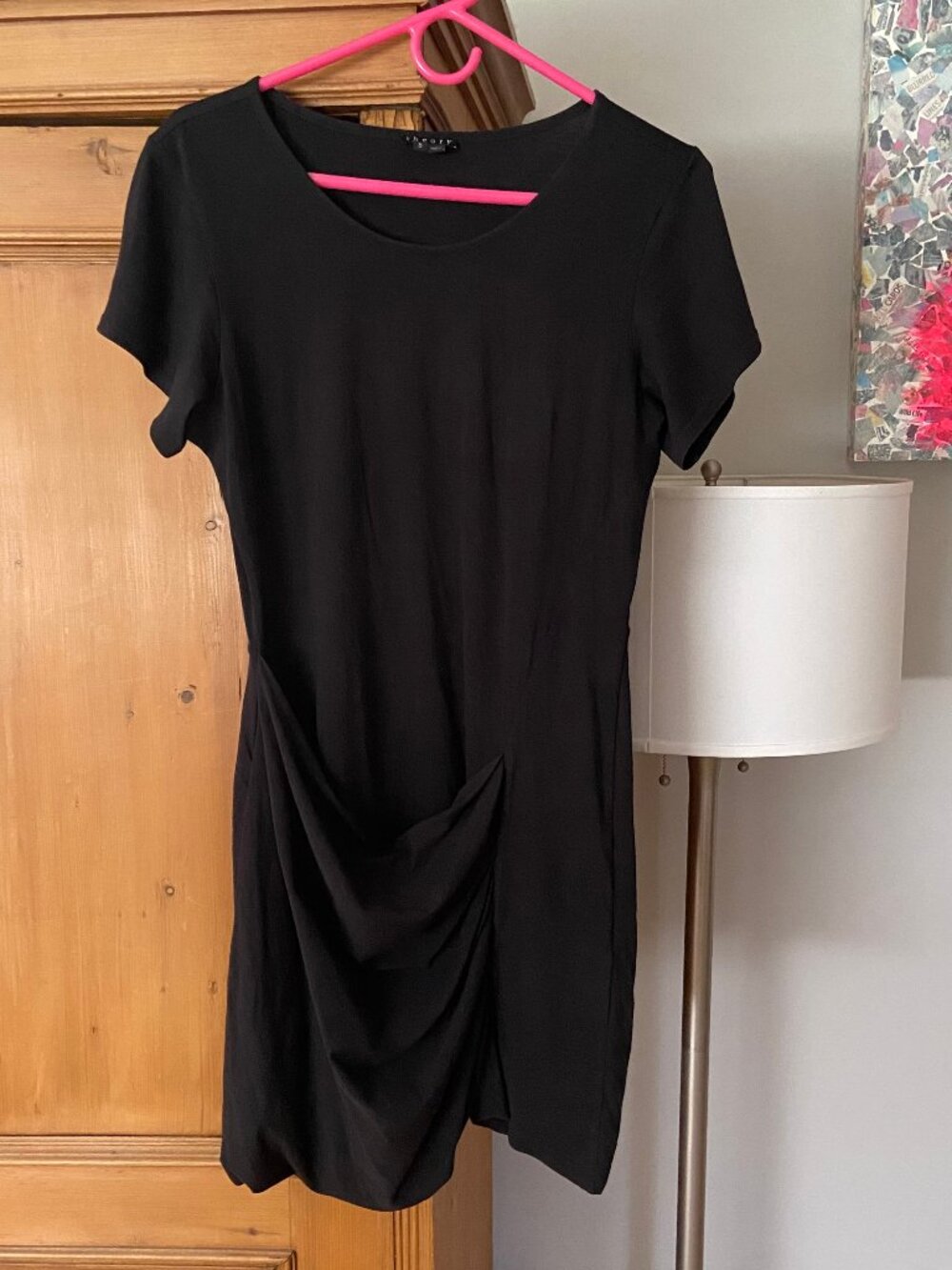 THEORY (NWOT) DRESS MEDIUM BLACK, DRPAED NWOT